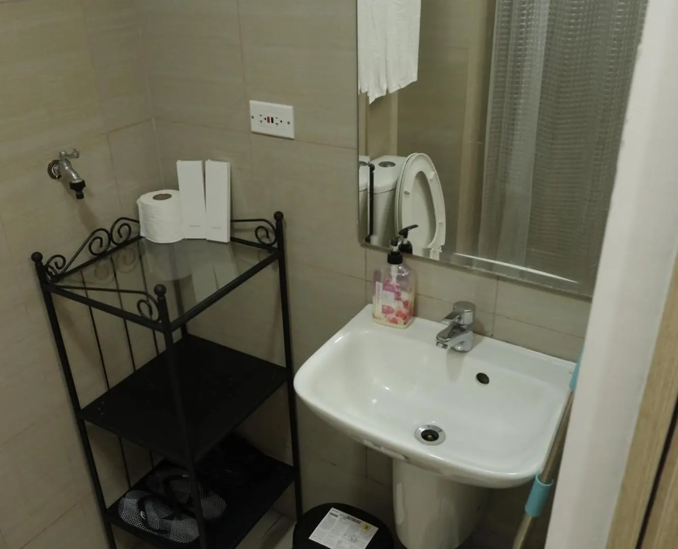 Shore Residences Moa Dynastel Staycation Pasay